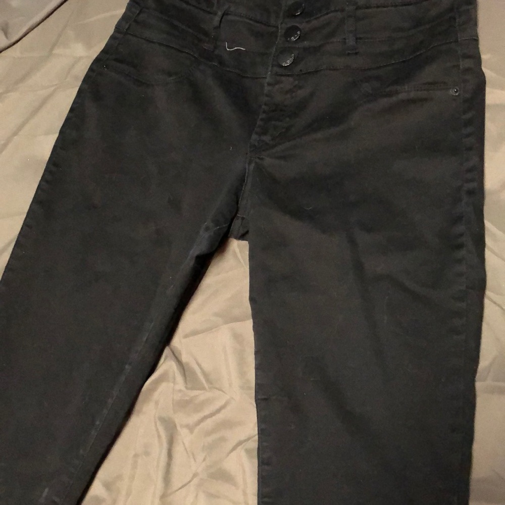 Black high waisted jeans